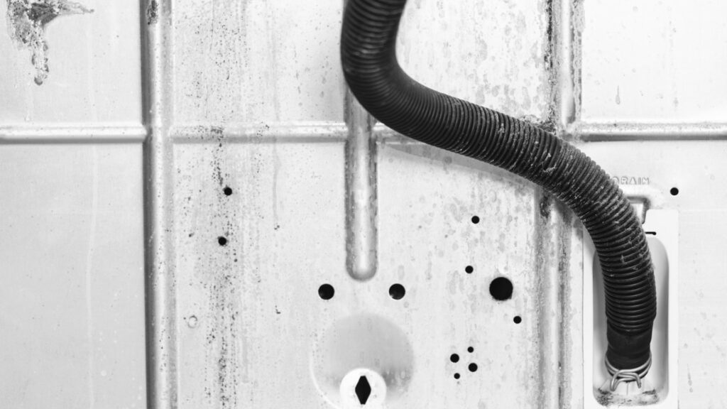 Incorrect Drain Hose Installation